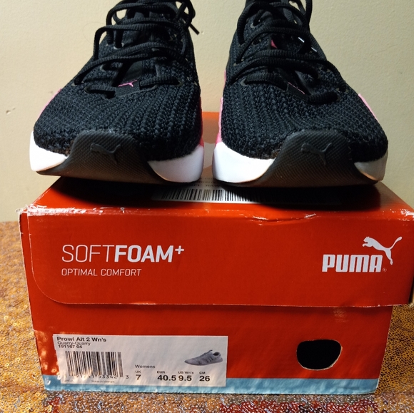 Puma - Picture 3 of 5